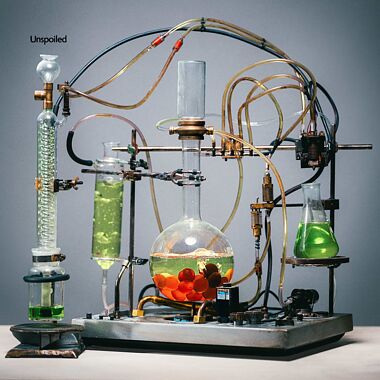 Unspoiled(CD+LIVE DVD)